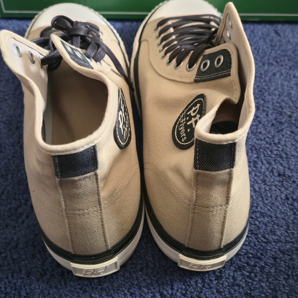 PF Flyers center size 13 - Picture 4 of 7